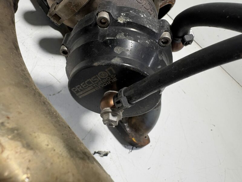 Borg Warner S300SXE High Mount Turbo Kit RB26 - Image 5