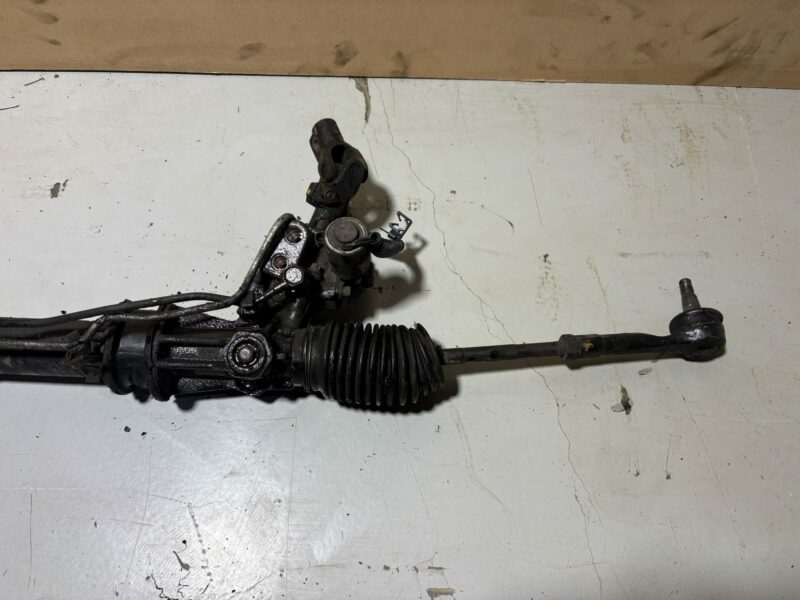 R32 GTR Power Steering Rack - Image 3