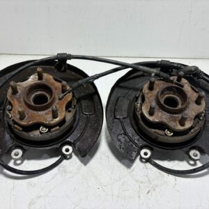 R32 GTR Rears Hubs and Knuckles Pair