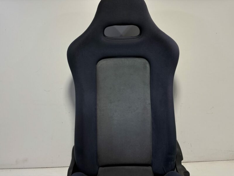 R32 GTR Passenger Seat - Image 5