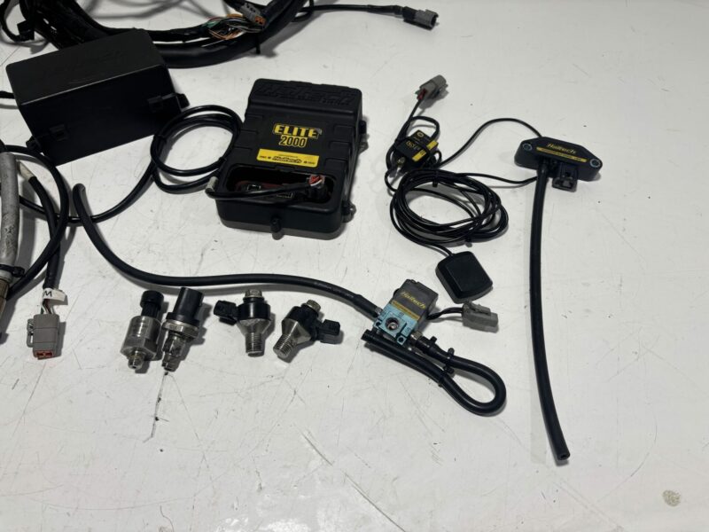 Haltech Elite 2000 ECU with Sensors and Harness - Image 3