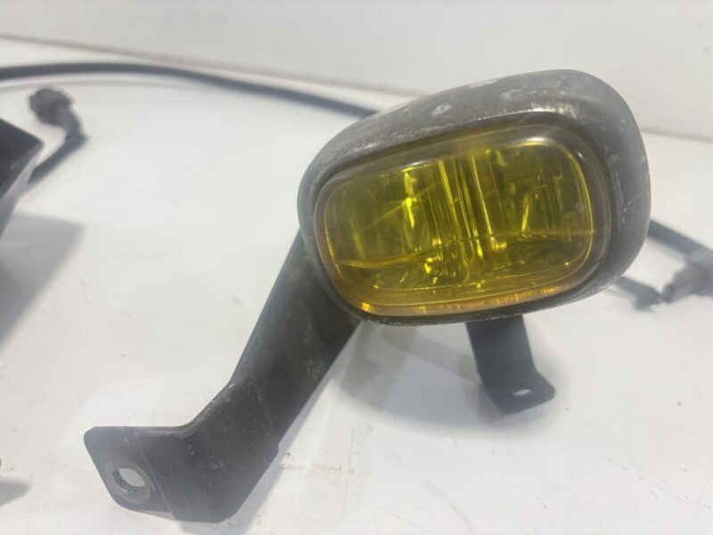 Genuine R34 GTT Front Fog Lights - Image 4