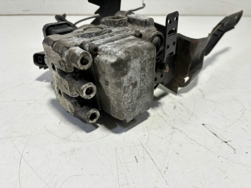 180sx Type X ABS Pump Unit - Image 3