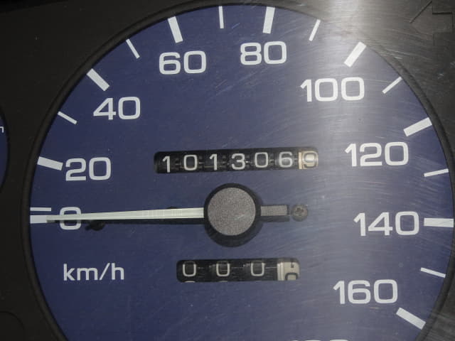 Wrecking 1990 Nissan R32 GTS4 Sedan RB20DET - Image 18