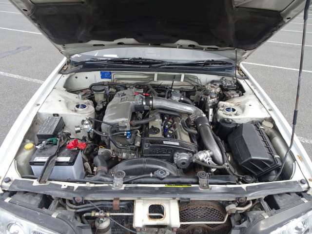 Wrecking 1990 Nissan R32 GTS4 Sedan RB20DET - Image 13