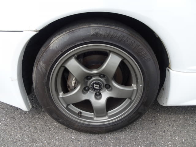 Wrecking 1990 Nissan R32 GTS4 Sedan RB20DET - Image 9