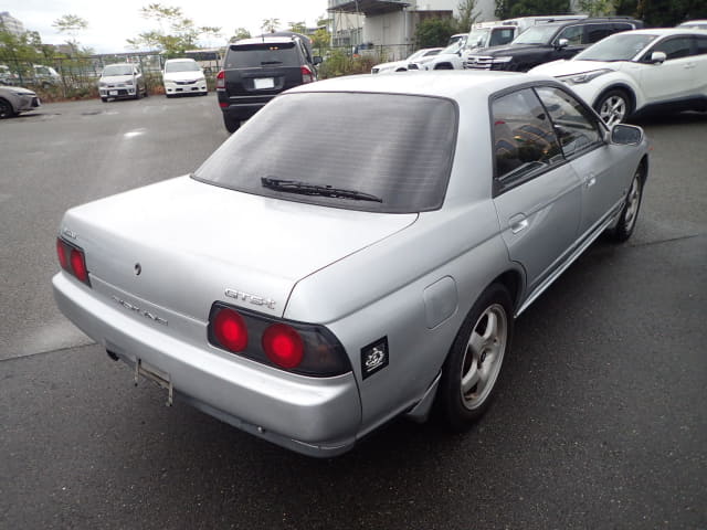 Wrecking 1991 Nissan R32 GTST Sedan RB20DET - Image 5