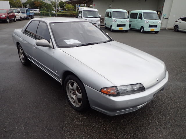 Wrecking 1991 Nissan R32 GTST Sedan RB20DET - Image 7