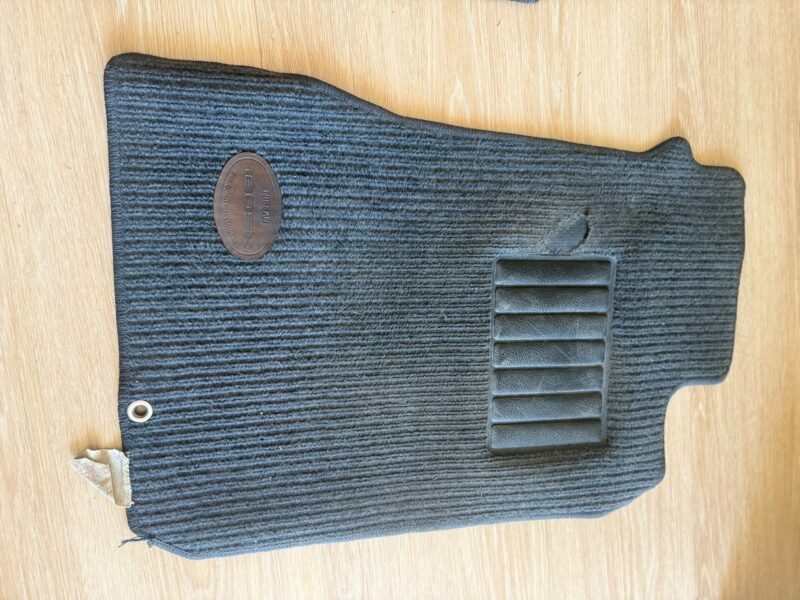 Genuine 180sx Factory Floor Mats - Image 8