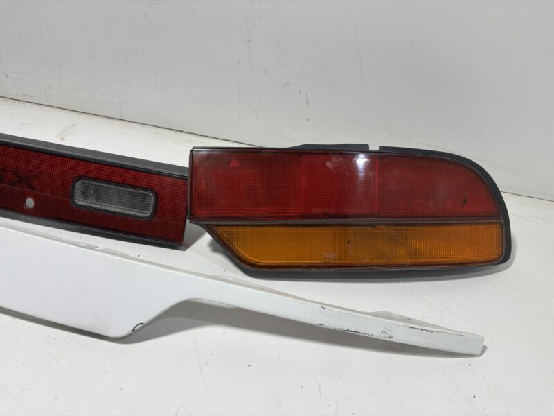 Genuine 180sx Tail Lights and Garnish - Image 4