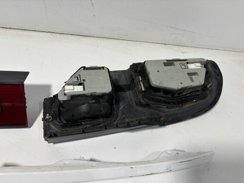 Genuine 180sx Tail Lights and Garnish - Image 6