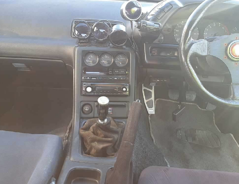 Wrecking 1992 Nissan R32 GTR RB26 - Image 11
